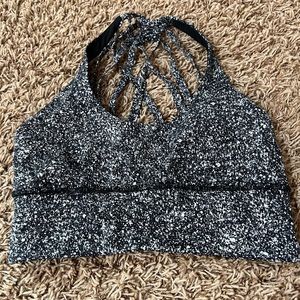 lululemon sports bra